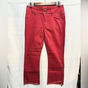 CAbi #5692 Vivienne Red Ankle Jeans. Hi low frayed hem sz 4. EUC